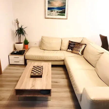 La Harmony Garden With Jacuzzi Apartament *